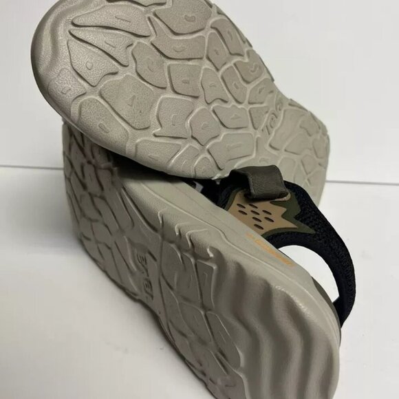 Teva Mens Zymic Sandal Size 13 M